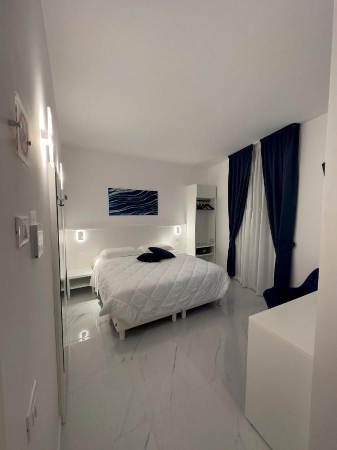 Hotel Smart Cruise 치비타베키아 외부 사진